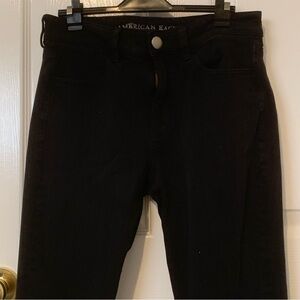 American Eagle Outfitters Black High-Rise Women's Jegging